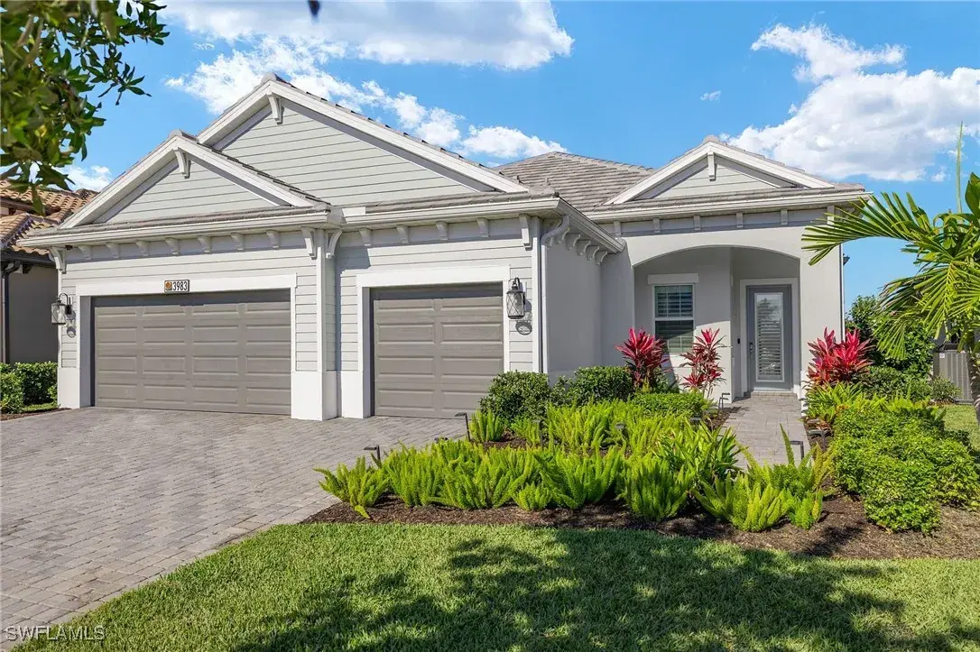 Picture of 3983 Pegasus Way, Naples, FL 34120