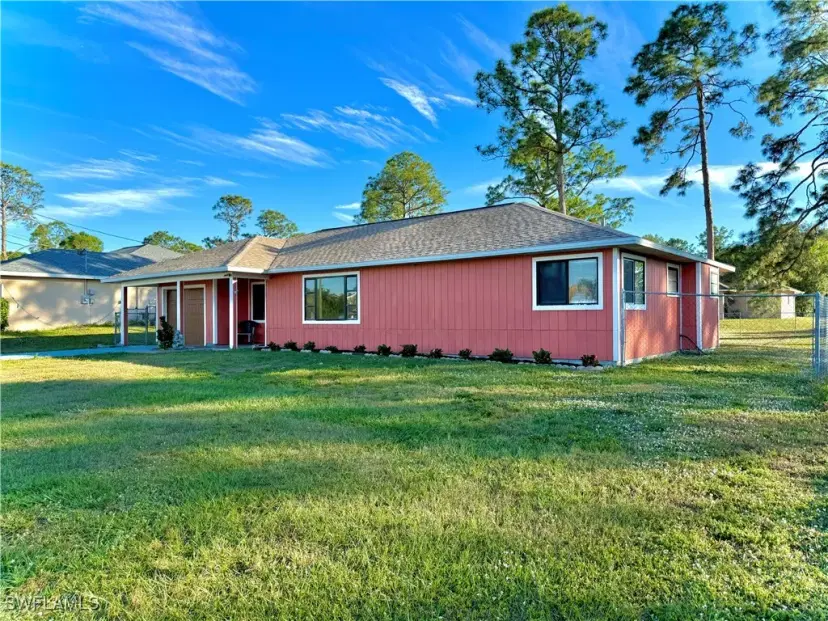 Picture of 4015 4Th St W, Lehigh Acres FL 33971