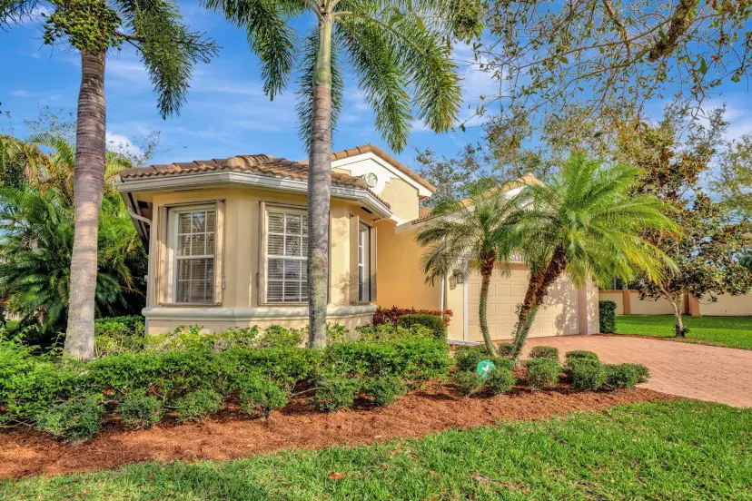 Picture of 1476 SE Legacy Cove Circle, Stuart FL 34997