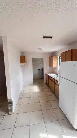 Picture of 2003 San Marcos Avenue, Fort Pierce, FL 34946