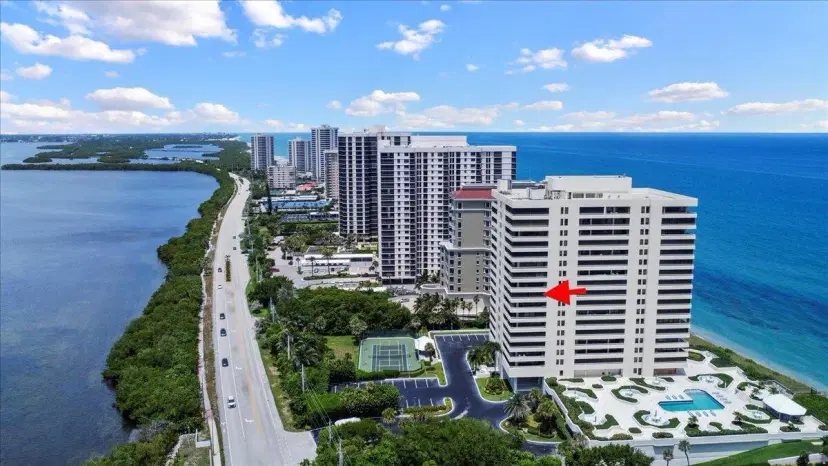 Picture of 5280 SE N. Ocean Drive 8E, Riviera Beach FL 33404