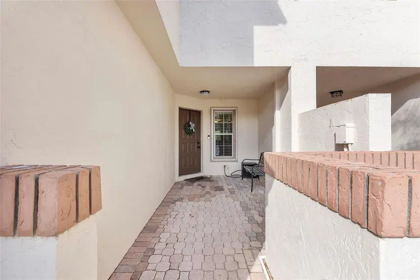 Picture of 9520 Boca River Cir 9520, Boca Raton FL 33434