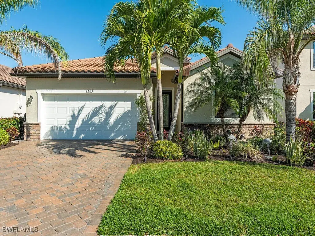 Picture of 4263 Raffia Palm Cir, Naples, FL 34119