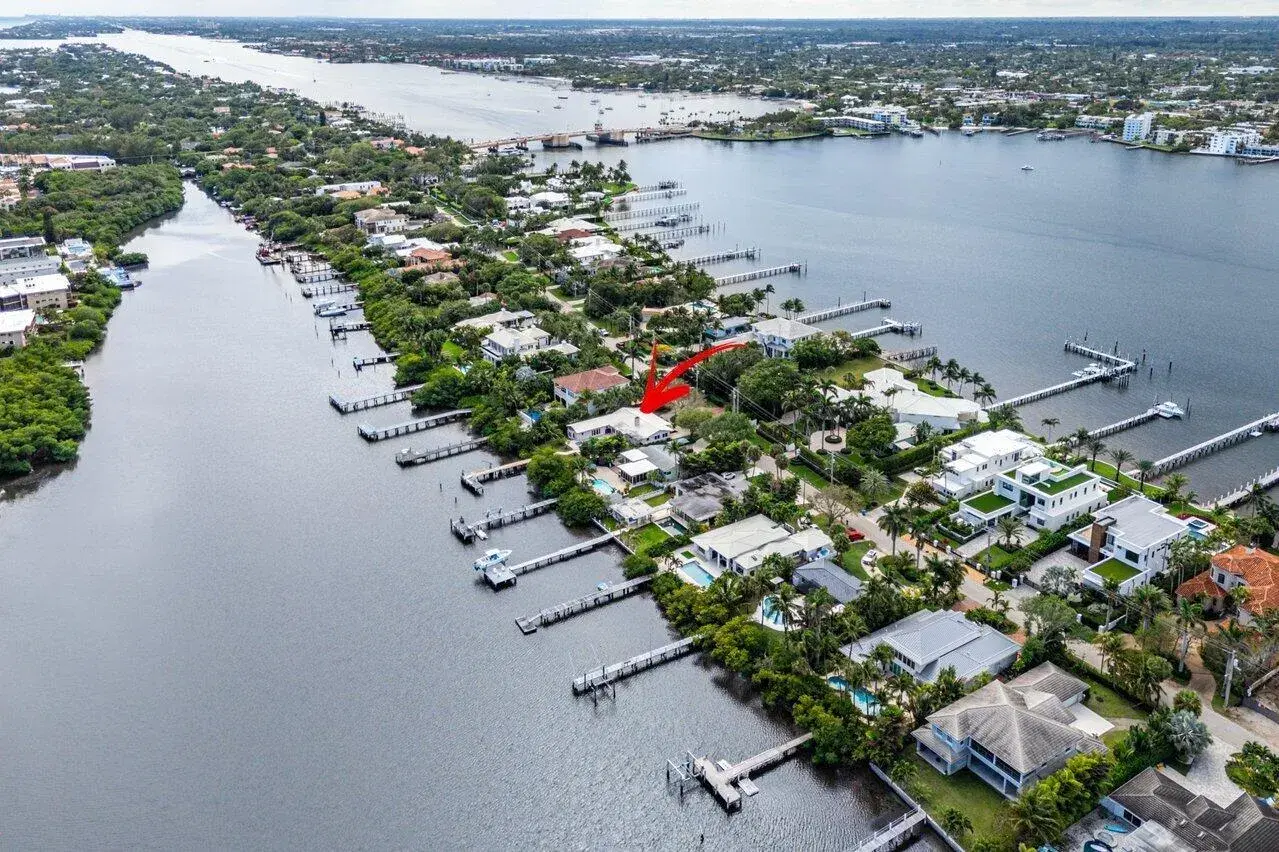 Picture of 720 N Atlantic Drive, Lantana, FL 33462