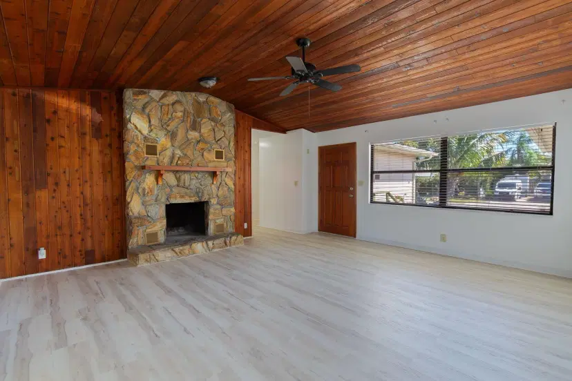 Picture of 6403 SE Lockerby Place, Hobe Sound FL 33455