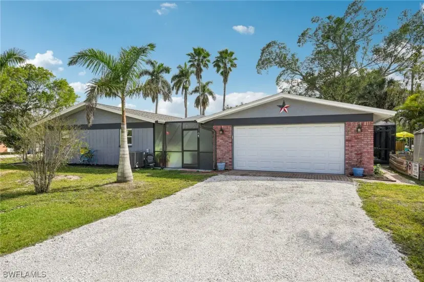 Picture of 8501 Chatham St, Fort Myers FL 33907