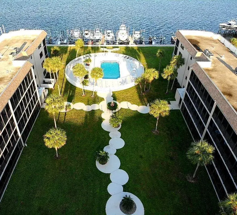 Picture of 2424 N Federal Highway 106, Boynton Beach FL 33435