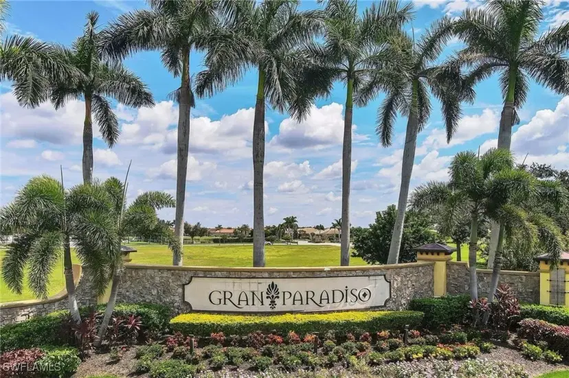 Picture of 20294 Lagente Cir, Venice FL 34293