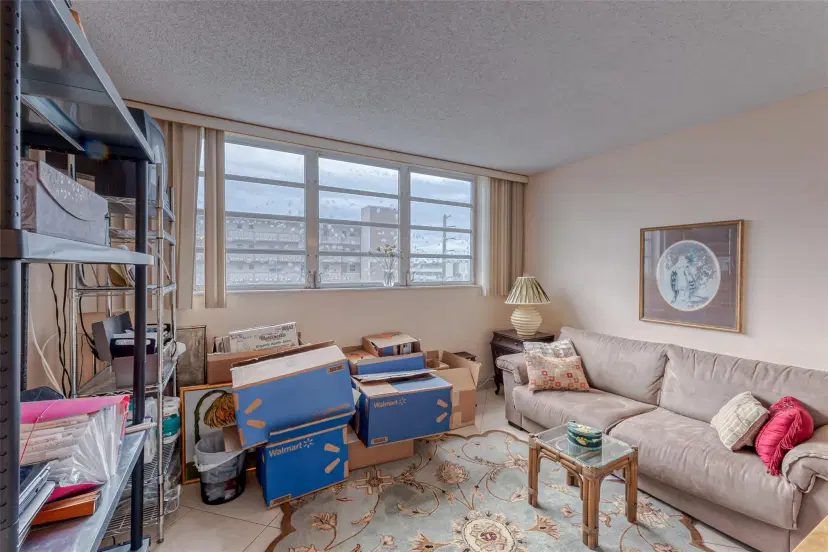 Picture of 401 NE 14Th Ave 507, Hallandale Beach FL 33009