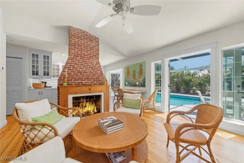 Picture of 1222 Ferry Rd, Sanibel FL 33957