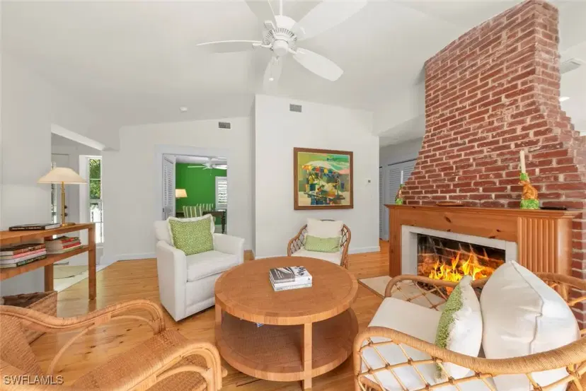 Picture of 1222 Ferry Rd, Sanibel FL 33957