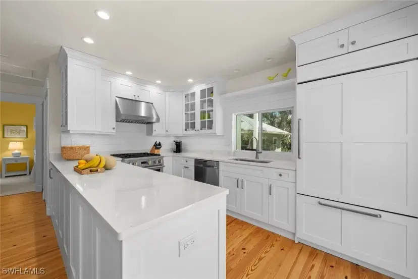 Picture of 1222 Ferry Rd, Sanibel FL 33957