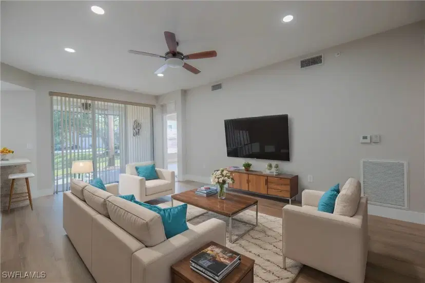 Picture of 1415 Tiffany Ln 1303, Naples FL 34105