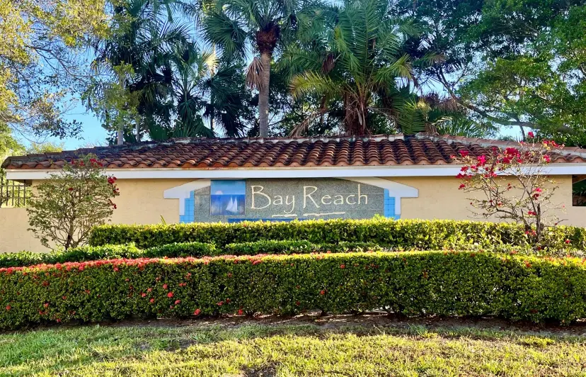 Picture of 1105 Lake Shore Drive 103, Lake Park FL 33403