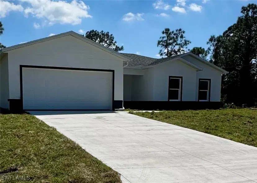 Picture of 325 Hermosa Ave, Lehigh Acres FL 33974