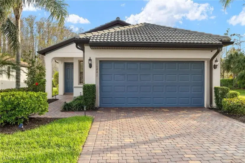 Picture of 10801 Glenhurst St, Fort Myers FL 33913
