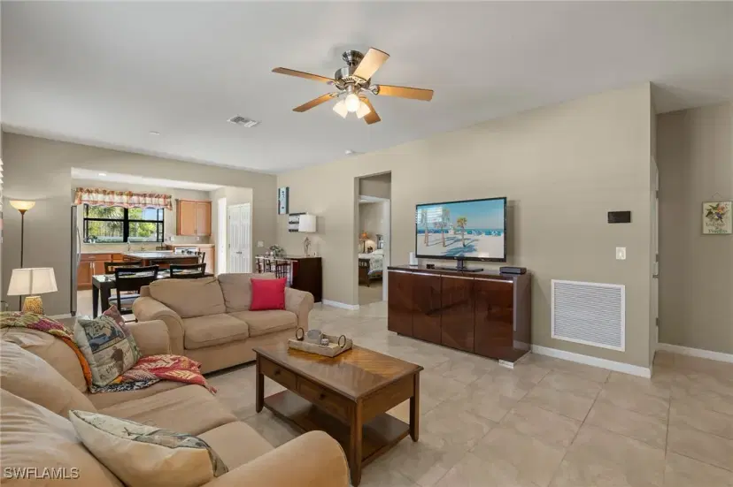 Picture of 10801 Glenhurst St, Fort Myers FL 33913
