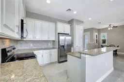 Picture of 1416 Lucena Ln S, Naples, FL 34113