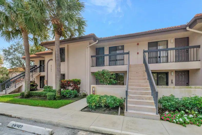 Picture of 5151 W Club Circle 207, Boca Raton FL 33487