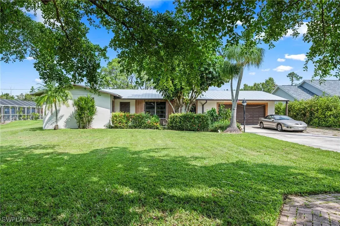 Picture of 5339 Myrtle Ln, Naples, FL 34113