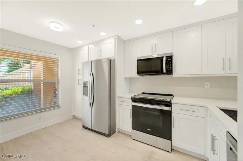 Picture of 6448 Huntington Lakes Cir 102, Naples FL 34119