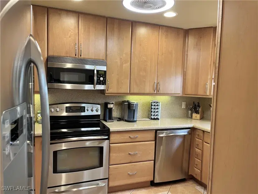 Picture of 1359 Myerlee Country Club Blvd, Fort Myers FL 33919