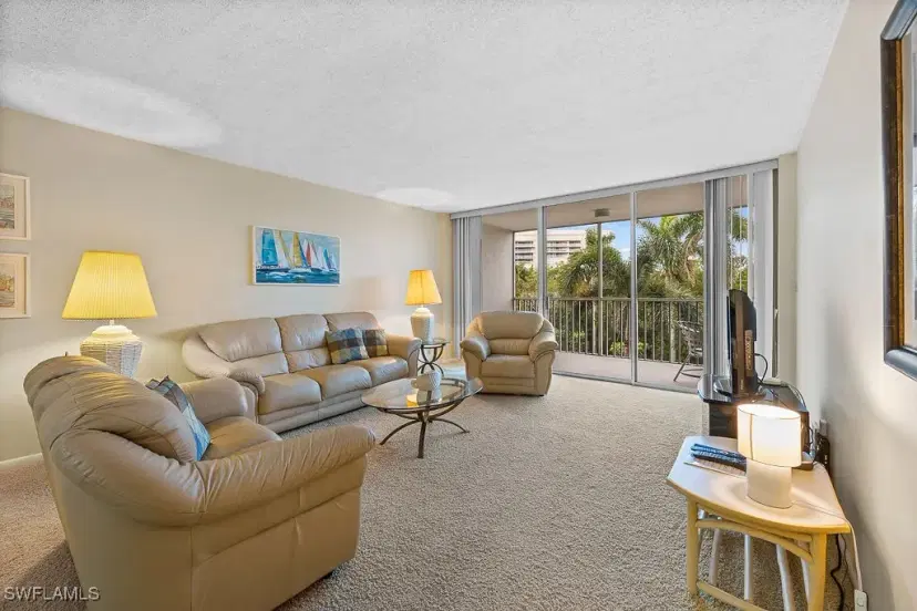 Picture of 3 Bluebill Ave 303, Naples FL 34108