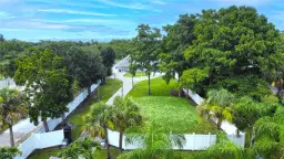 Picture of 5831 Dogwood Way, Naples, FL 34116