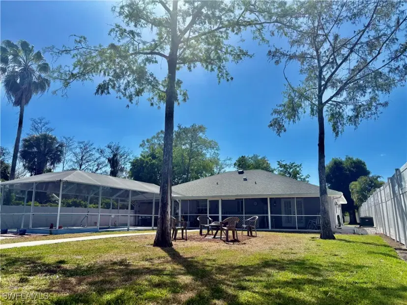 Picture of 5831 Dogwood Way, Naples FL 34116