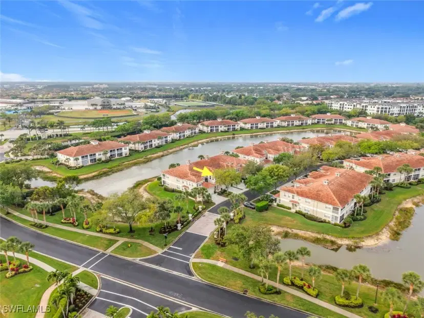 Picture of 3063 Horizon Ln 1504, Naples FL 34109