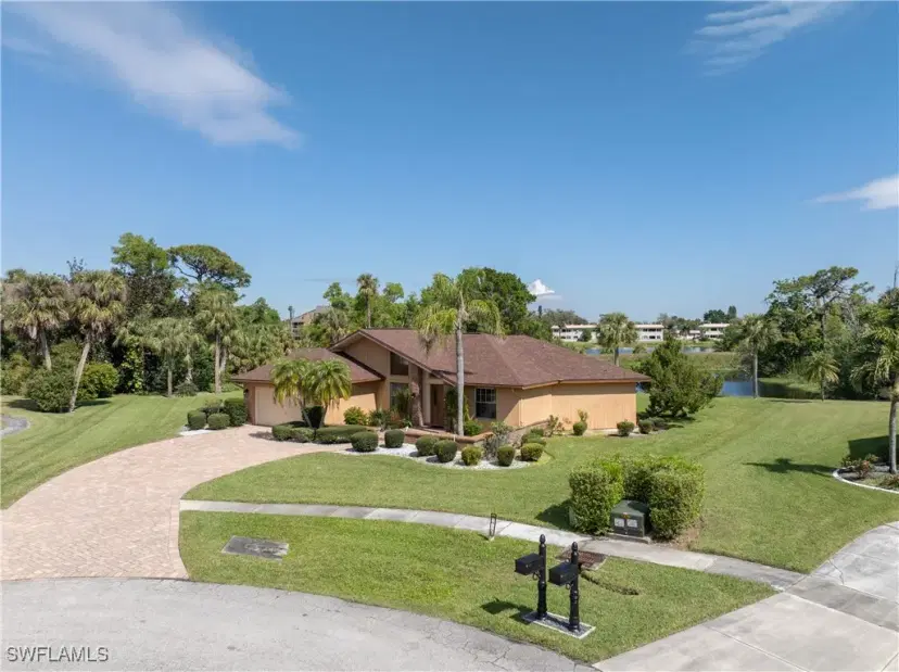 Picture of 4340 Glasgow Ct, North Fort Myers FL 33903