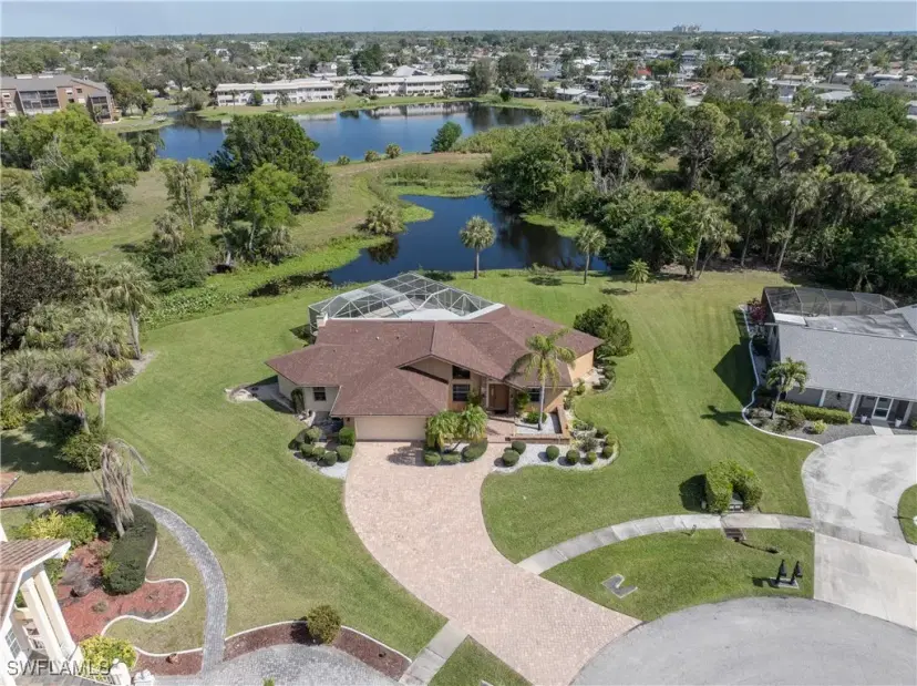 Picture of 4340 Glasgow Ct, North Fort Myers FL 33903