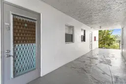 Picture of 9230 Lagoon Pl 404, Davie, FL 33324