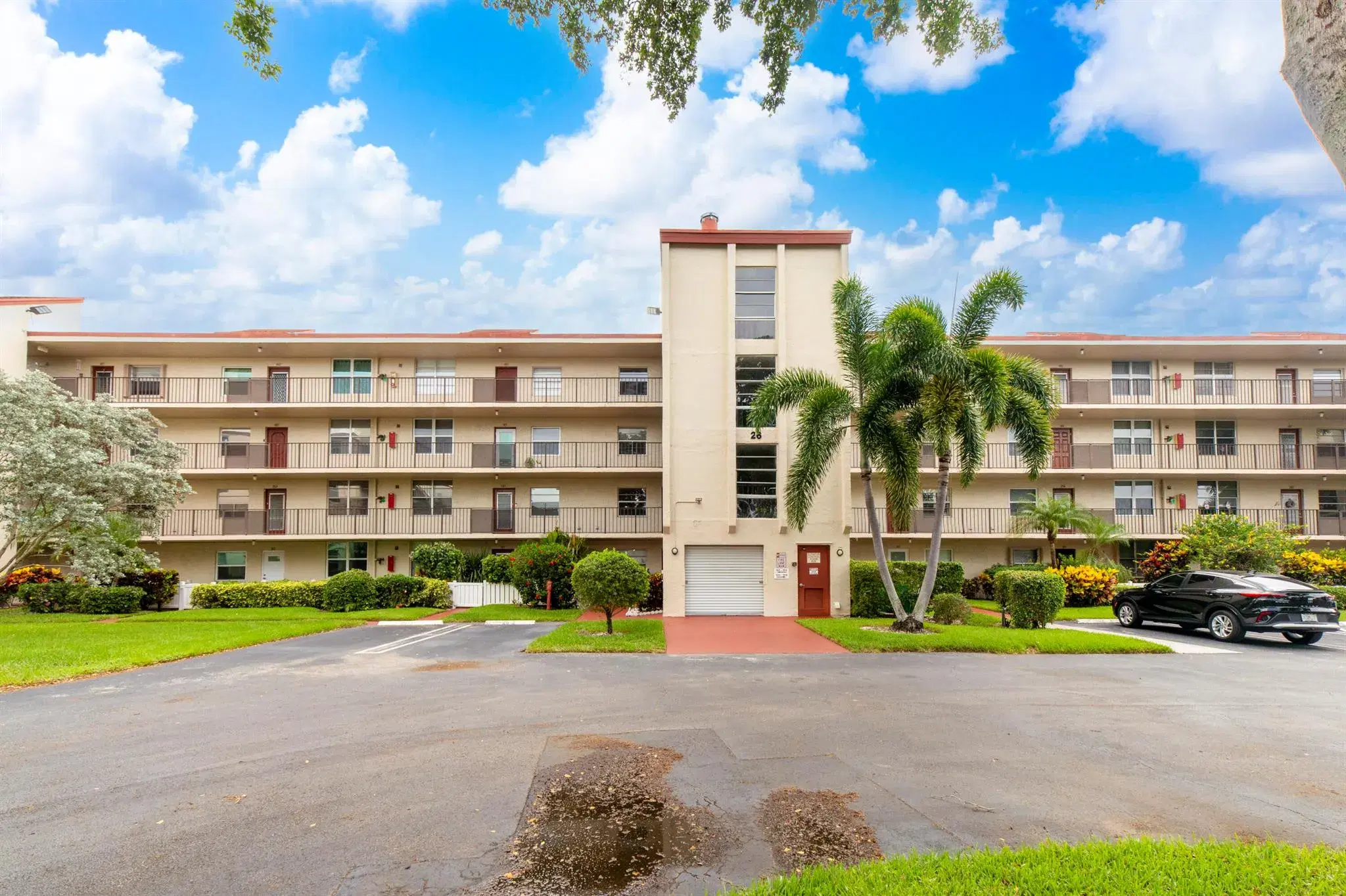 Picture of 26 Abbey Lane 304, Delray Beach, FL 33446