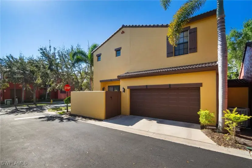 Picture of 9121 Chula Vista ST 12201, Naples FL 34113