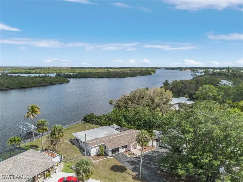Picture of 2190 River Rd, Fort Myers FL 33905