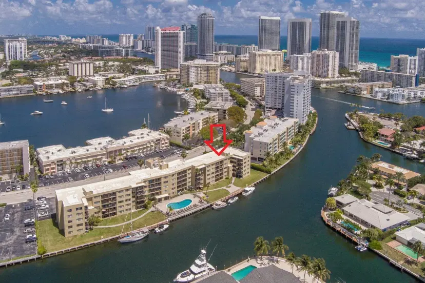 Picture of 301 Golden Isles Dr 403, Hallandale Beach FL 33009