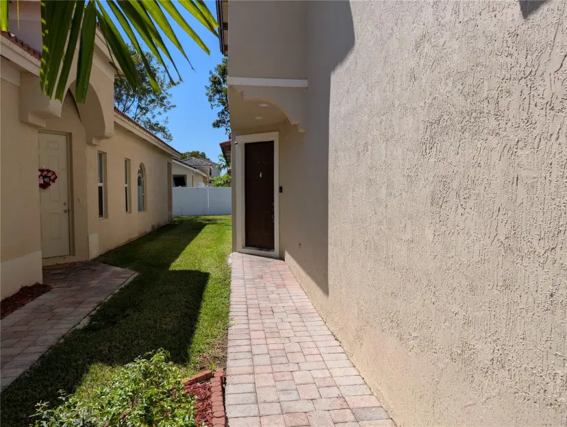 Picture of 3976 NE 13Th Dr, Homestead FL 33033