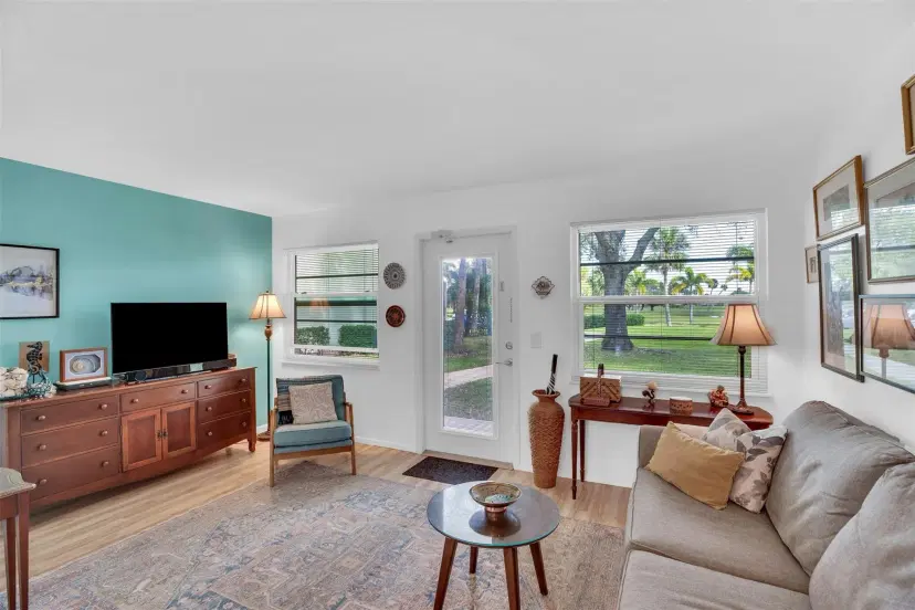 Picture of 47 Vista Gardens Trl 104, Vero Beach FL 32962