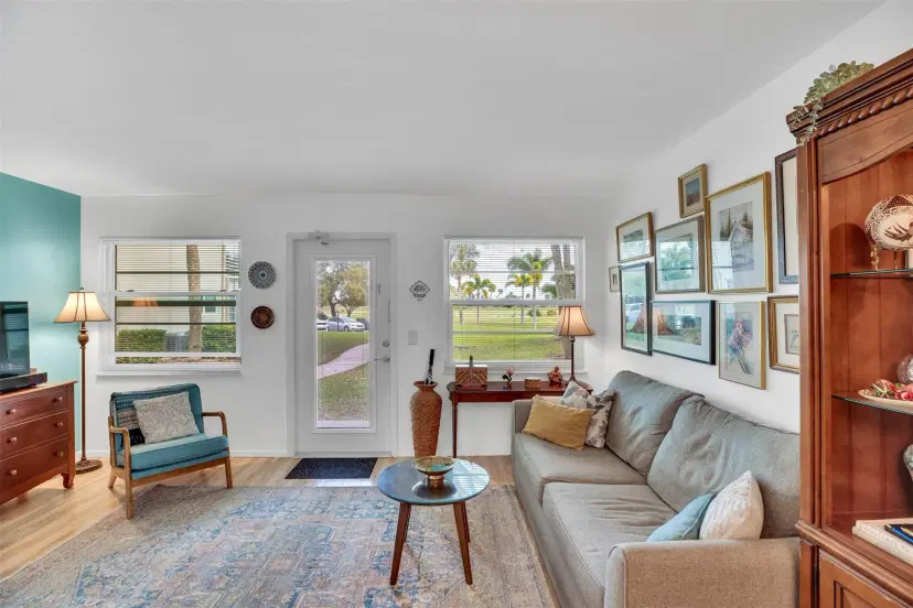 Picture of 47 Vista Gardens Trl 104, Vero Beach FL 32962