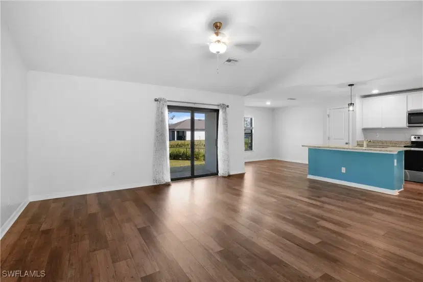 Picture of 862 Winwood Cir, Fort Myers FL 33913