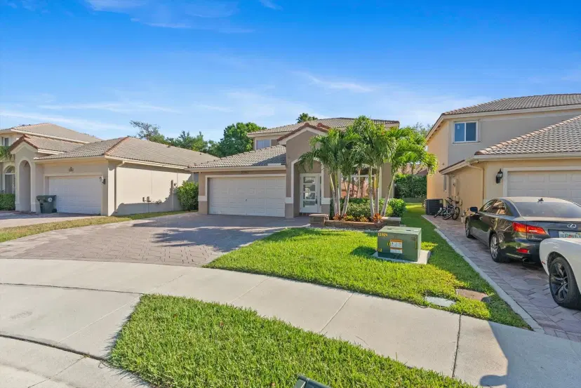 Picture of 3710 Woodfield Ct, Coconut Creek FL 33073