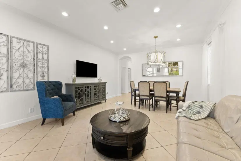 Picture of 3710 Woodfield Ct, Coconut Creek FL 33073