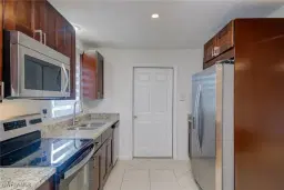Picture of 189 Mentor Dr, Naples, FL 34110