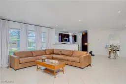 Picture of 189 Mentor Dr, Naples, FL 34110