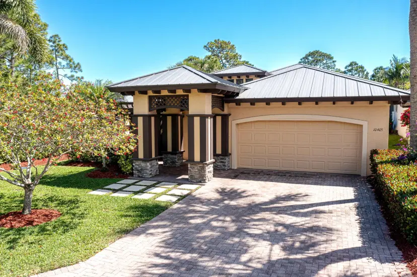 Picture of 10405 SE Slash Pine Court, Hobe Sound FL 33455