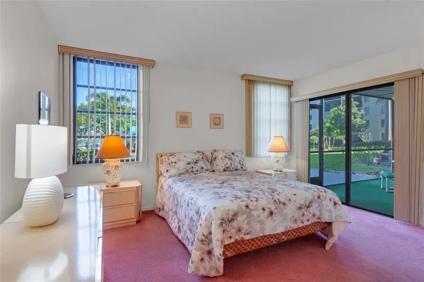 Picture of 2205 S Cypress Bend Dr 104, Pompano Beach FL 33069