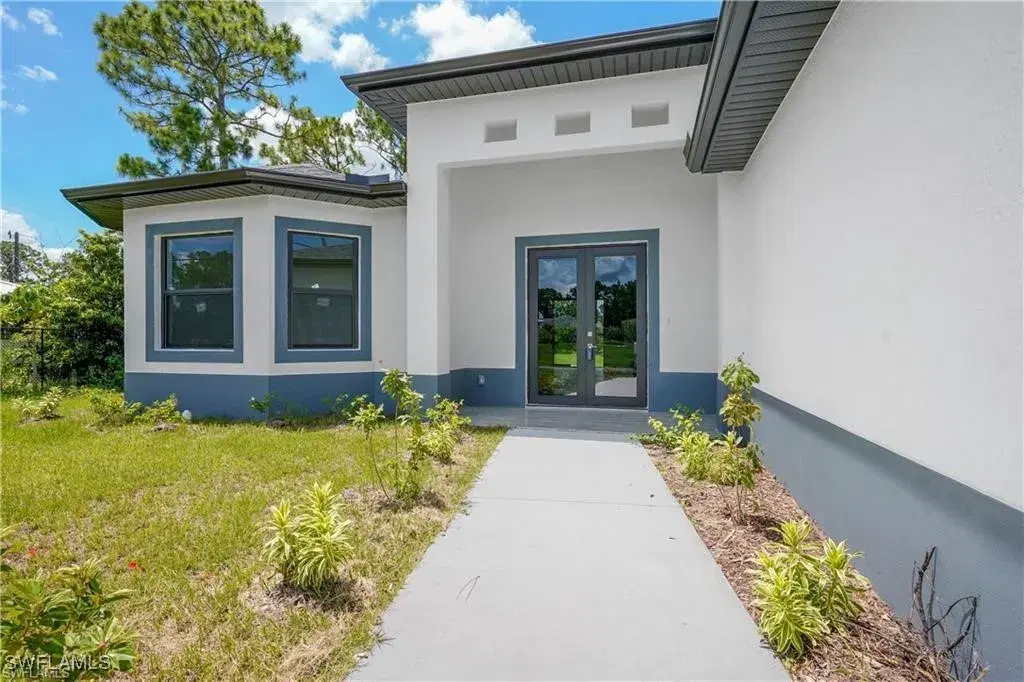 Picture of 804 W 9Th St, Lehigh Acres, FL 33972