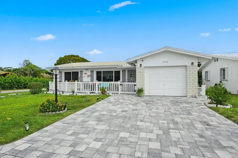 Picture of 2305 SW 21St Terrace, Boynton Beach FL 33426