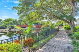 Picture of 600 Neapolitan Way 105, Naples, FL 34103